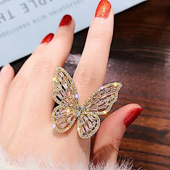GOLD RESIZABLE BUTTERFLY ZIRCON RING - Picture 7 of 11
